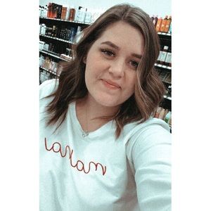 Meet your Posher, Averee